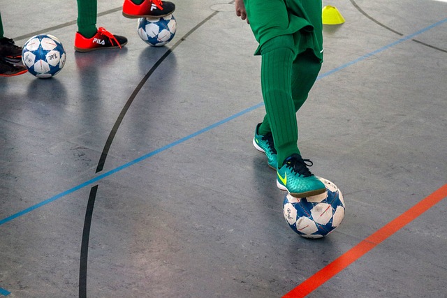 媒體人點評：小崔待遇不錯 場上運動戰5中1仍獲16分鐘 機會需要珍惜.